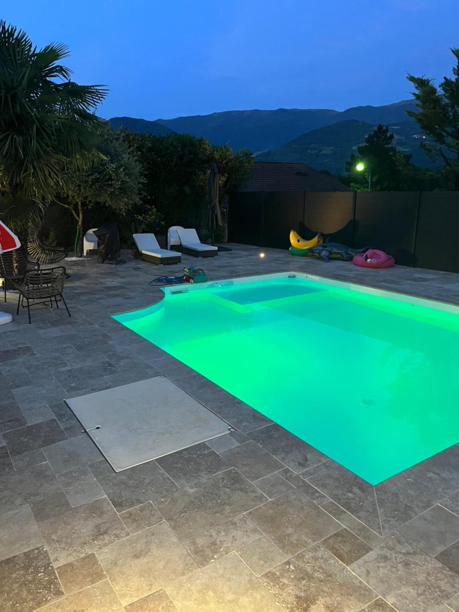 Logement Icare 5Km De Crolles, Soitec , St Lumbin Buitenkant foto