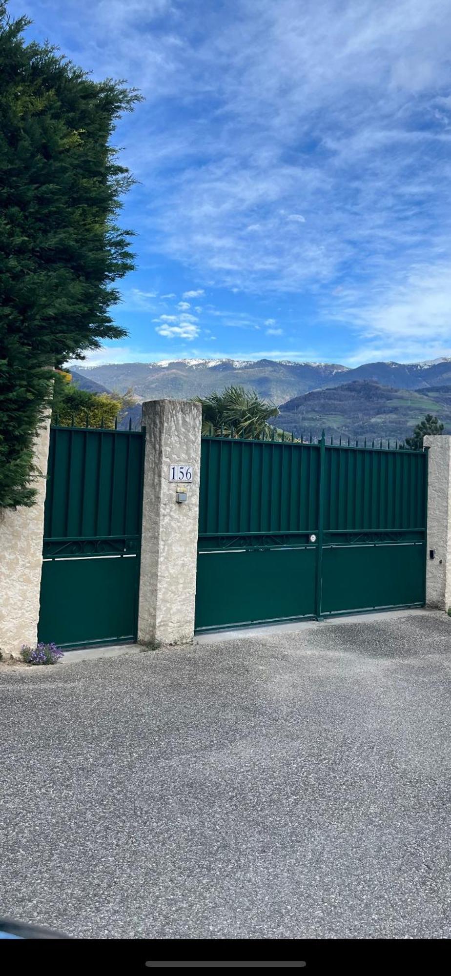 Logement Icare 5Km De Crolles, Soitec , St Lumbin Buitenkant foto